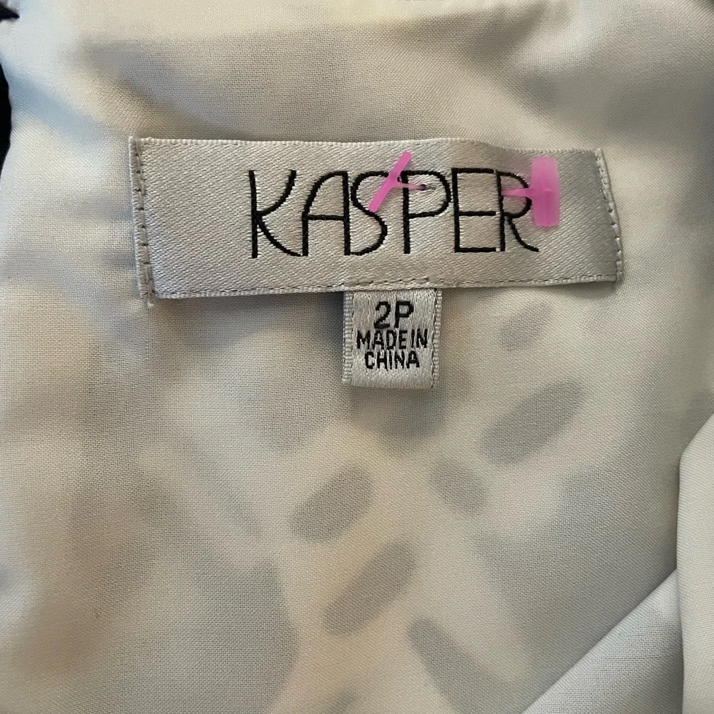 Kasper Black/White Sleeveless Dress w/Abstract Matching Jacket, Size‎ 2P and 4P